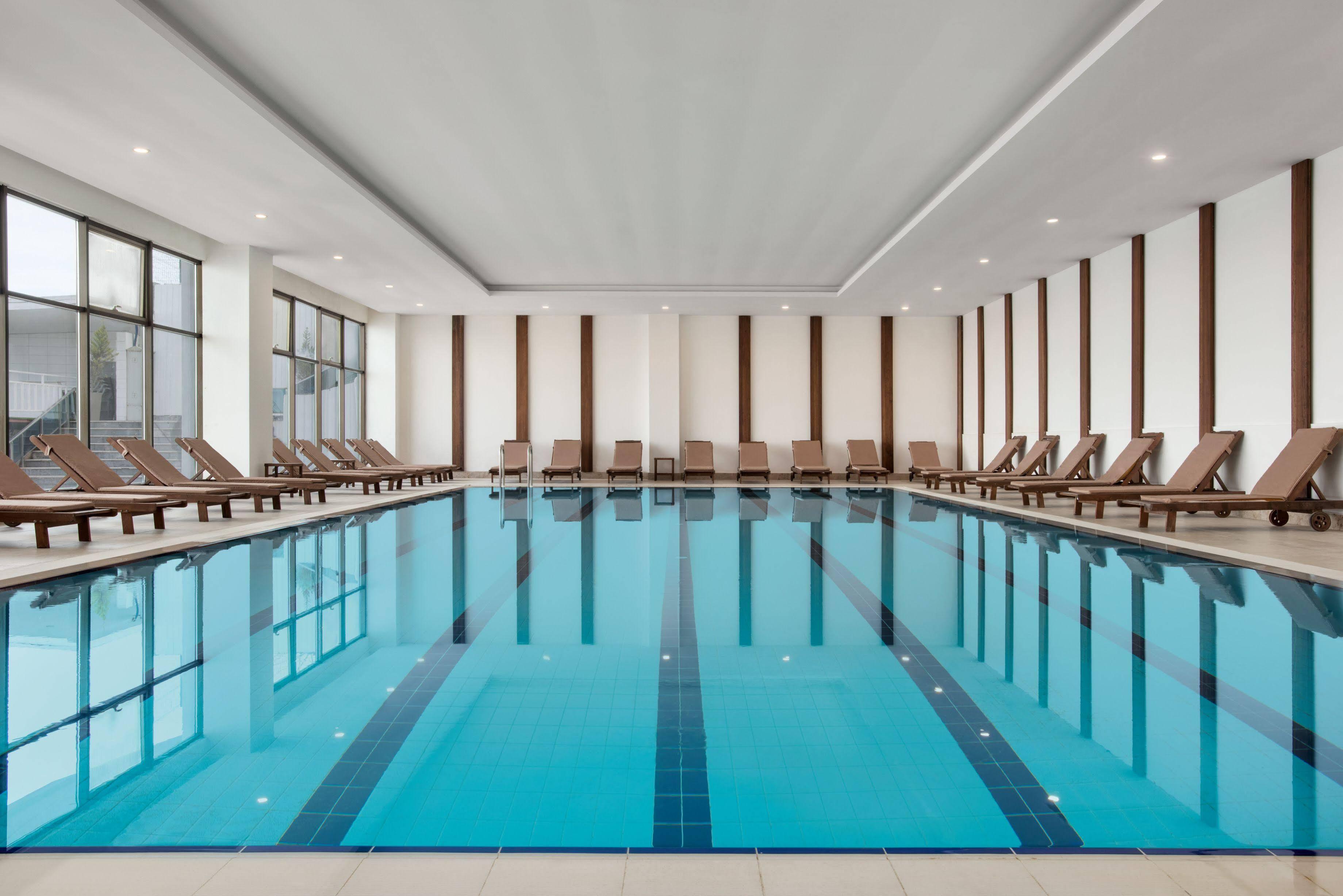 Ramada Resort By Wyndham Unye Kültér fotó