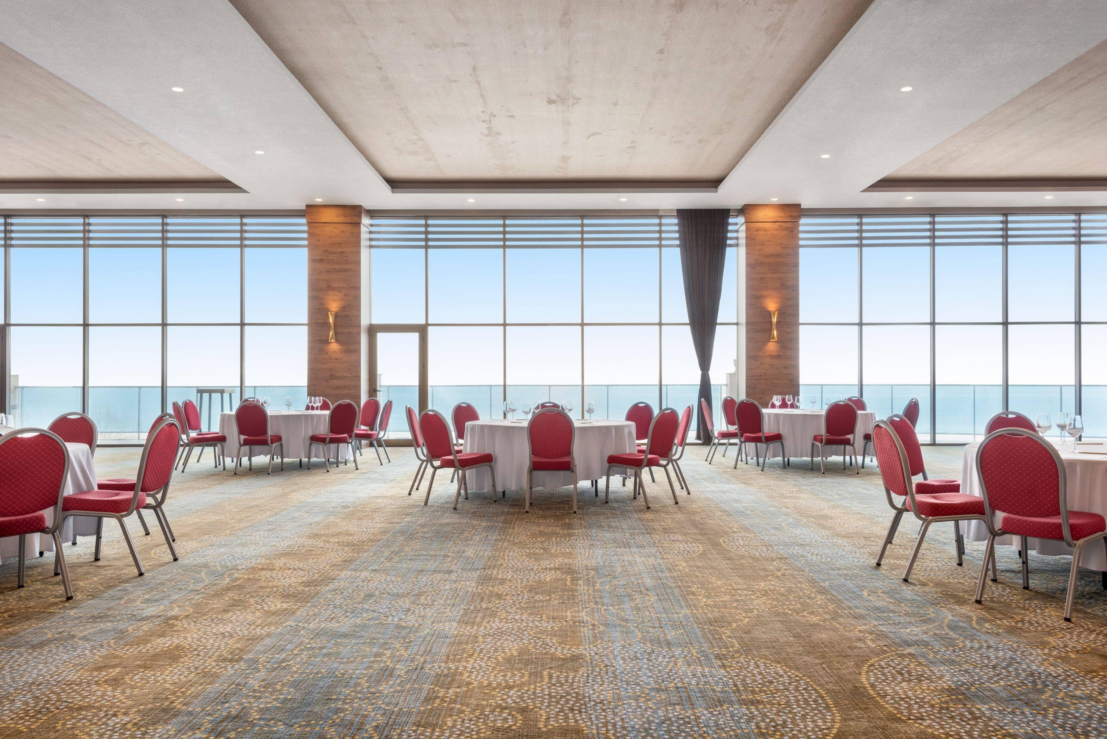 Ramada Resort By Wyndham Unye Kültér fotó