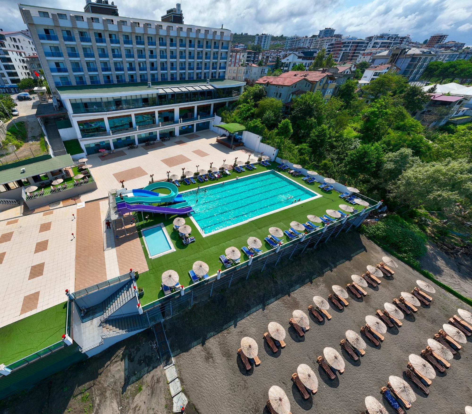 Ramada Resort By Wyndham Unye Kültér fotó