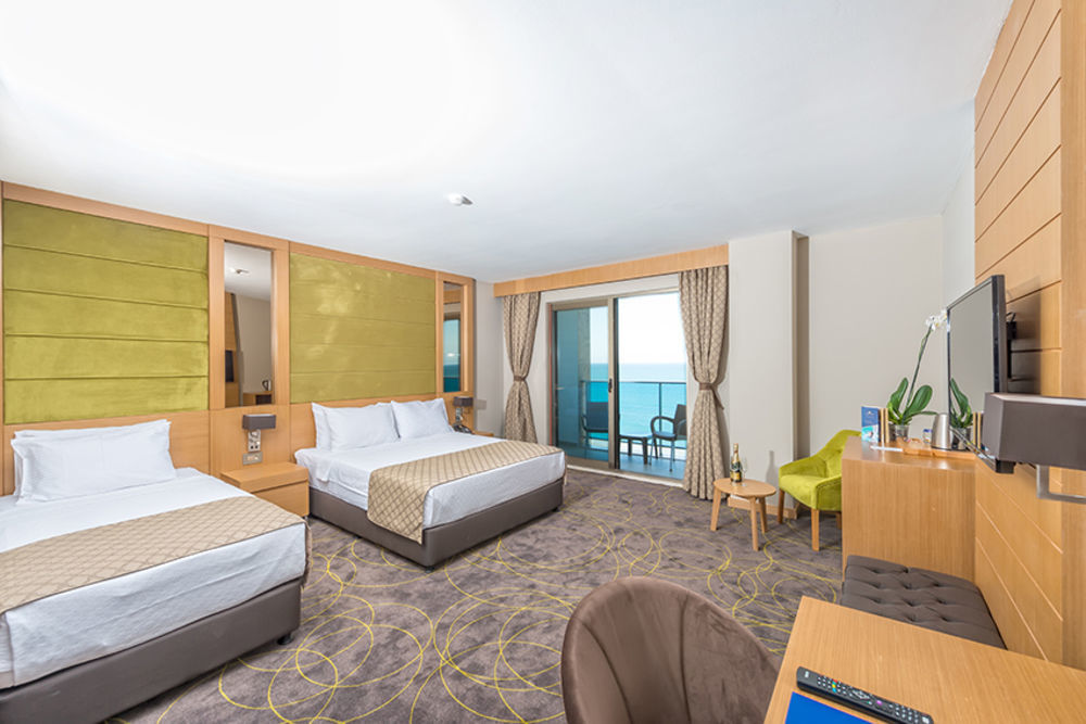 Ramada Resort By Wyndham Unye Kültér fotó
