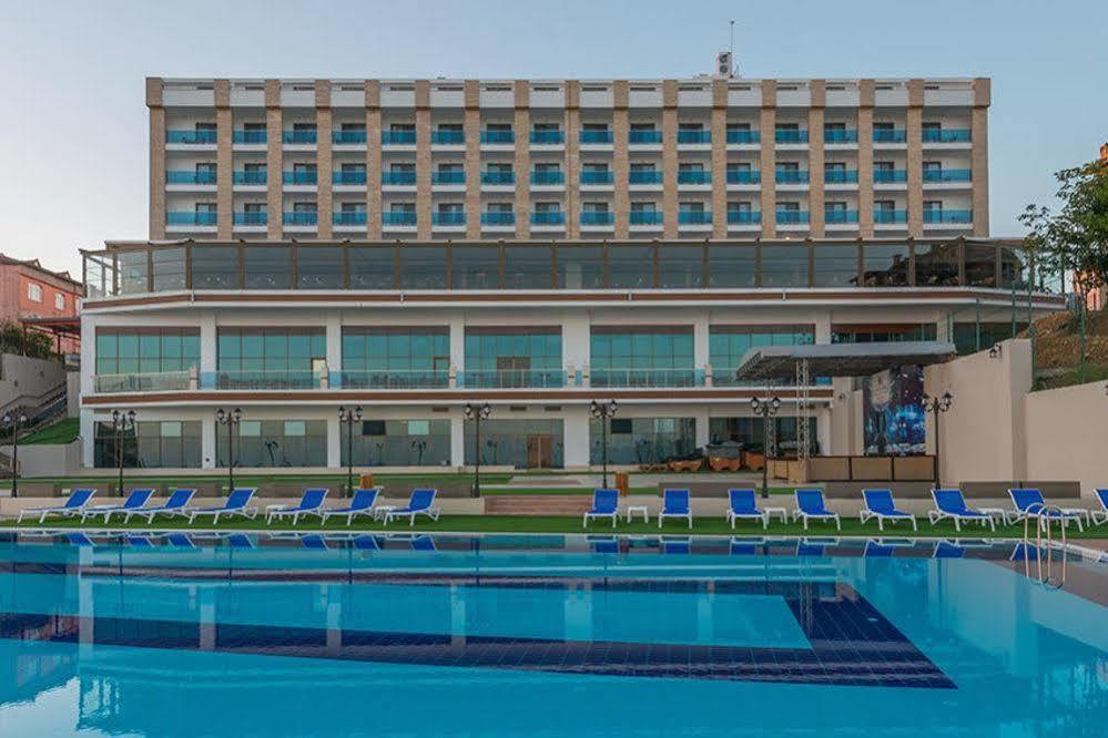 Ramada Resort By Wyndham Unye Kültér fotó